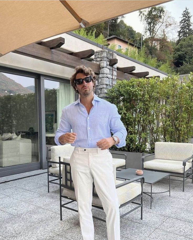 Essential Wardrobe Staples for Men